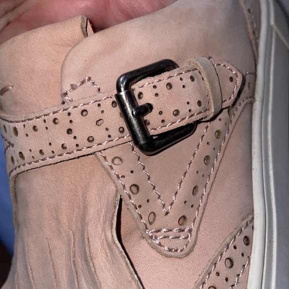 Frye Gemma Kiltie Brogue Monk Strap Sneakers Blush Pink size 7.5 - Picture 13 of 16